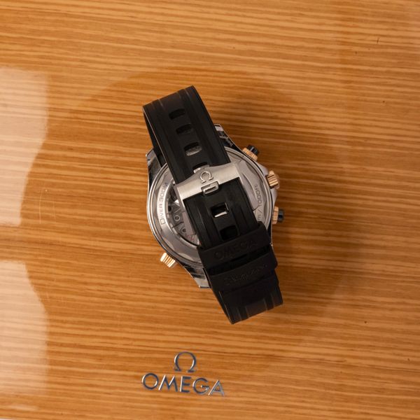 Omega Seamaster Diver 300m 210.22.44.51.01.001